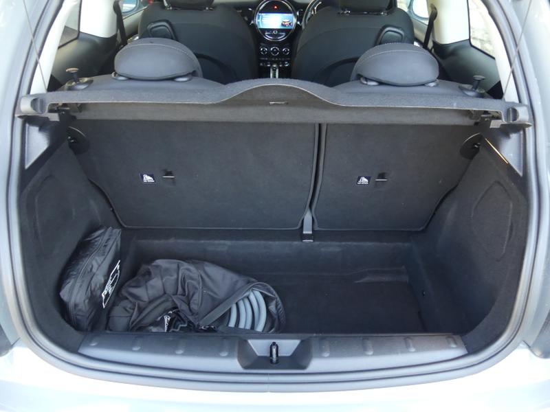 MINI Electric Hatch Photo a52c6c25-bfad-4da7-9da4-e38f62acb0d8.jpg