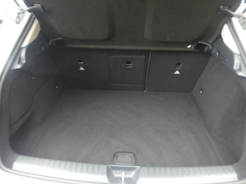 Mercedes-Benz GLA Photo a5348bc1-cade-4962-b92c-2cc6857a8cc2.jpg