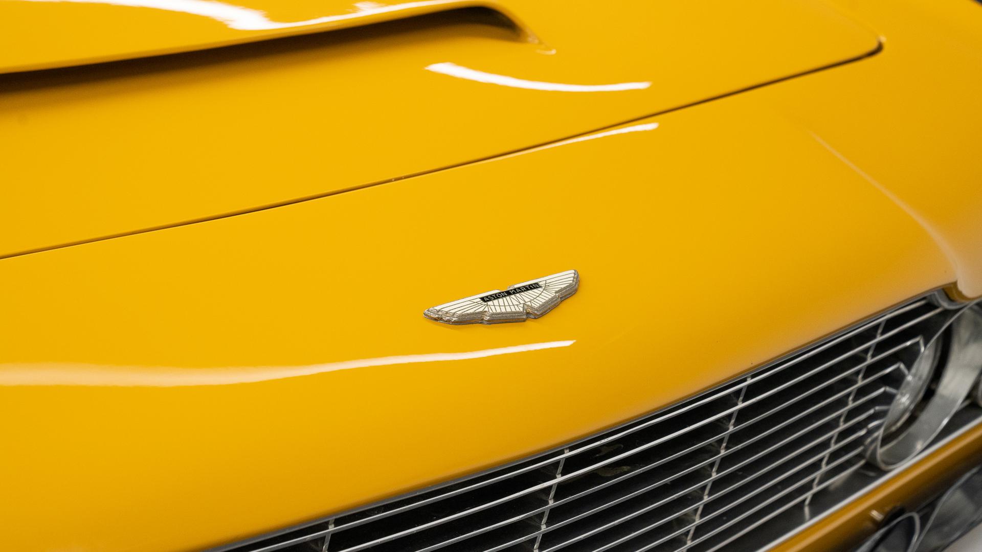 Aston Martin DBS Photo a535f5cd-1868-4f23-9fbd-b1b18fc488b6.jpg