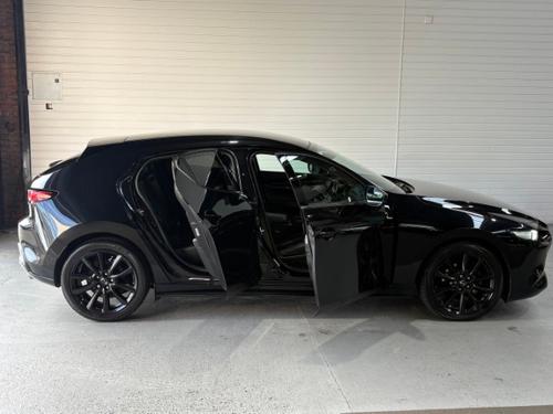 Mazda Mazda3 Photo a5379eb7-cc85-4722-97f3-25068c8b207c.JPG