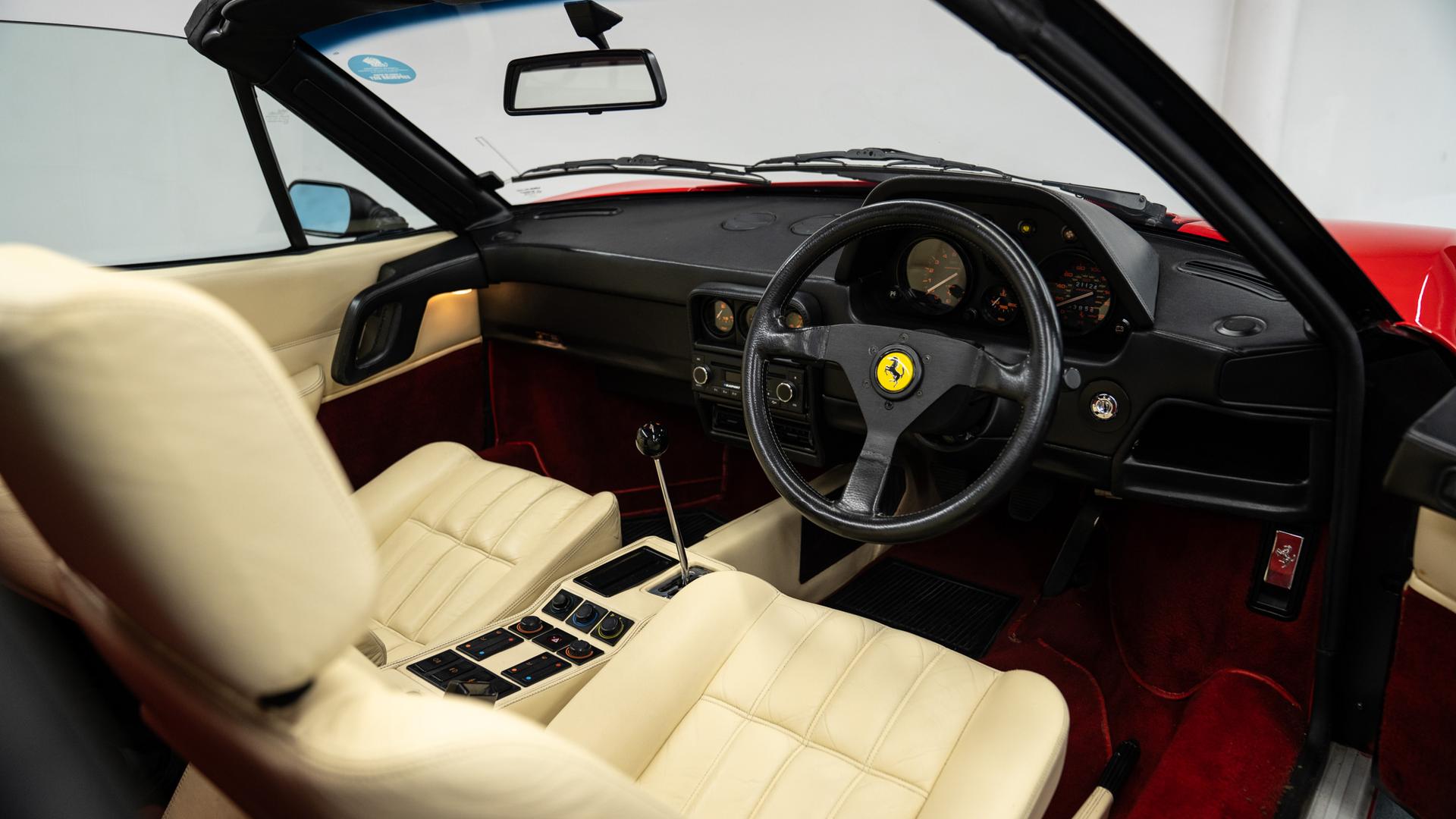 Ferrari 328 Photo a537a657-8b24-4050-9d06-c8e009f1bfe2.jpg