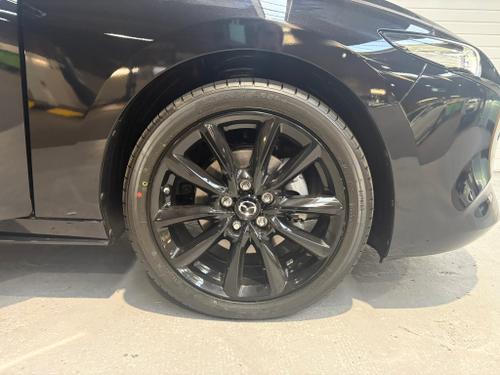 Mazda Mazda3 Photo a5408707-d1d1-4b6f-8083-d333b0cdc284.JPEG