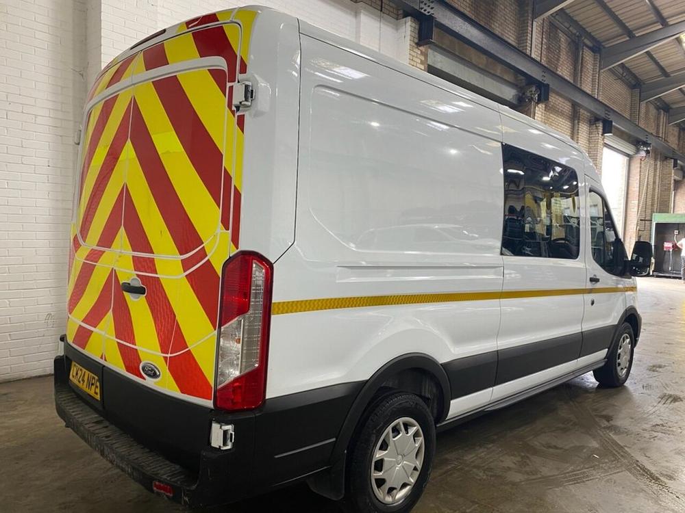 Ford Transit Photo a559e0aa-fb56-4cb0-9767-7691c8e855fe.jpg