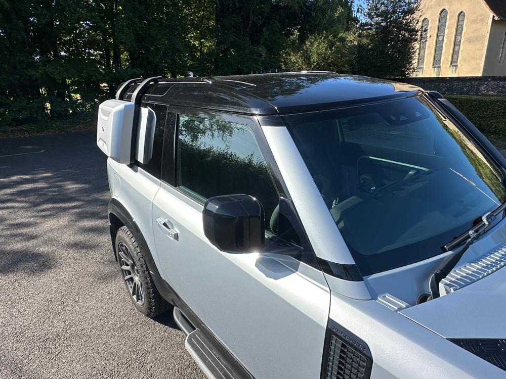 Used Land Rover Defender 90 GUI37 12