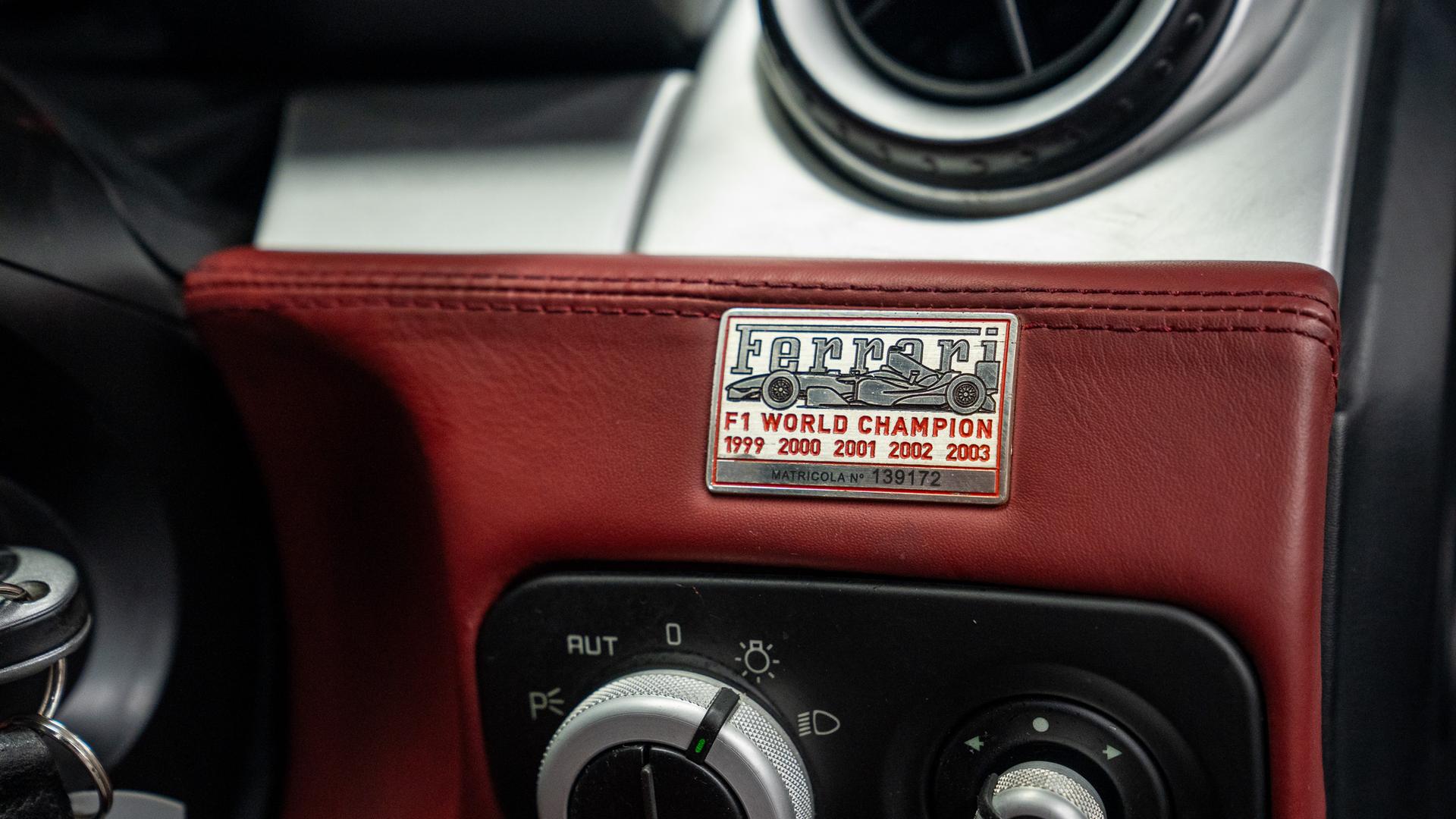 Ferrari 612 Photo a56e9fd8-1a3f-4f0c-ac0b-9b62bdc038b9.jpg