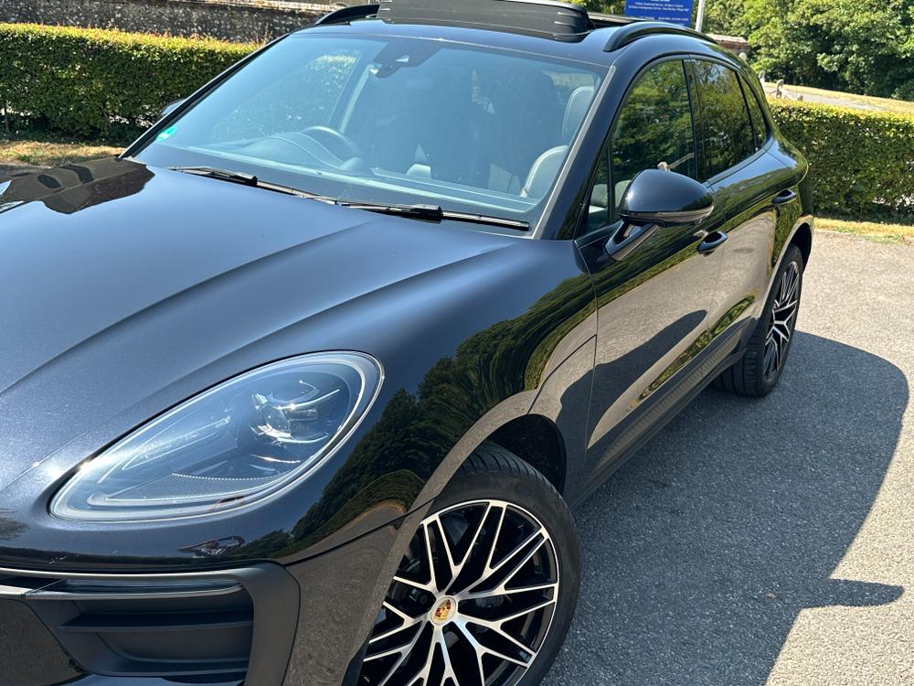 Used Porsche Macan RO22EWX 23
