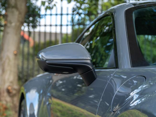 PORSCHE 911 Photo 36
