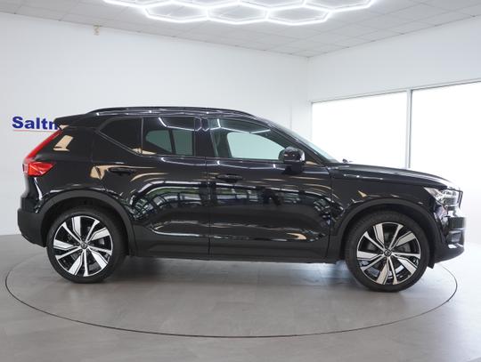 Volvo XC40 Photo a58f5fd8-e211-4bfa-afad-7922e959ae1c.jpg