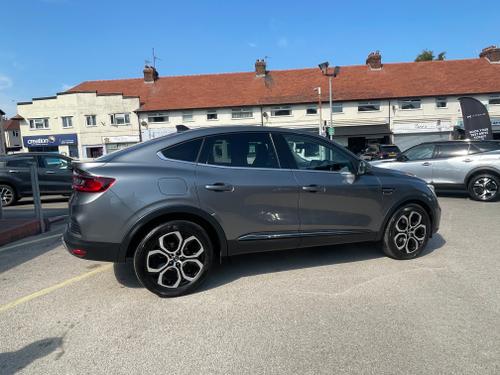 Renault Arkana Photo a5ae4efe-2a56-4227-868e-d715536424e5.jpeg