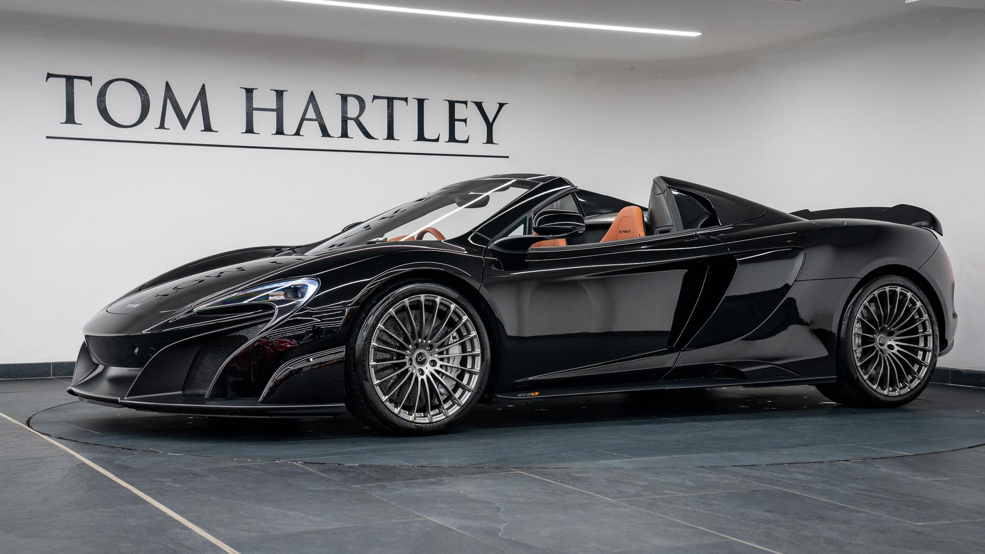 McLaren 675 LT Photo a5c36213-3268-40ac-bdae-7aa13dfcf7e2.jpg