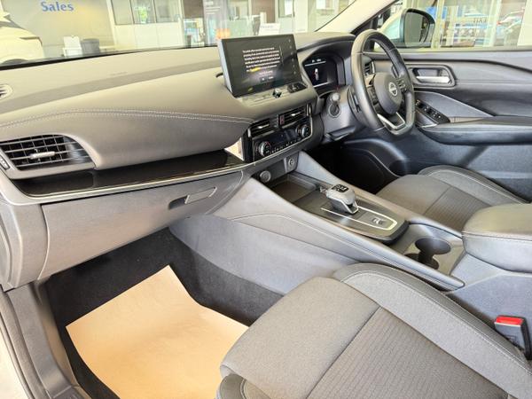 Used Nissan Qashqai YE23OCD 12