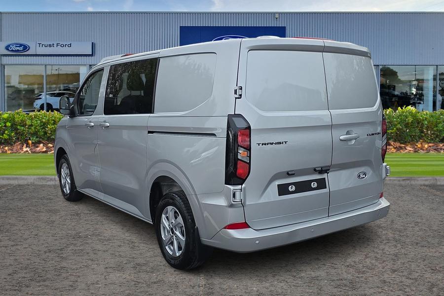 Ford TRANSIT CUSTOM Photo a5cc2a06-a48c-44b9-a35d-b3ff5c7b1917.jpg