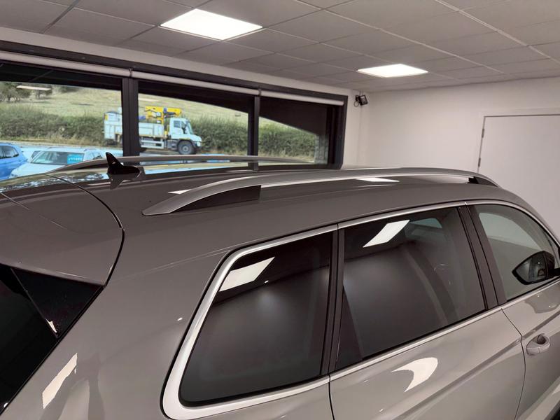 Skoda Karoq Photo a5eae2e4-0029-4238-a203-918c827d045c.jpg