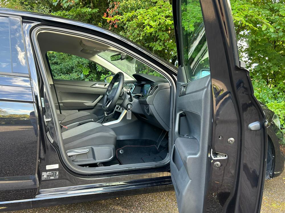 Used Volkswagen Polo LF74JMR 17