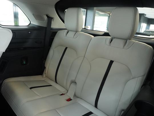 Mazda CX-80 Photo a5eb7e03-fb91-4e78-b0e9-4aea77b42bba.jpg