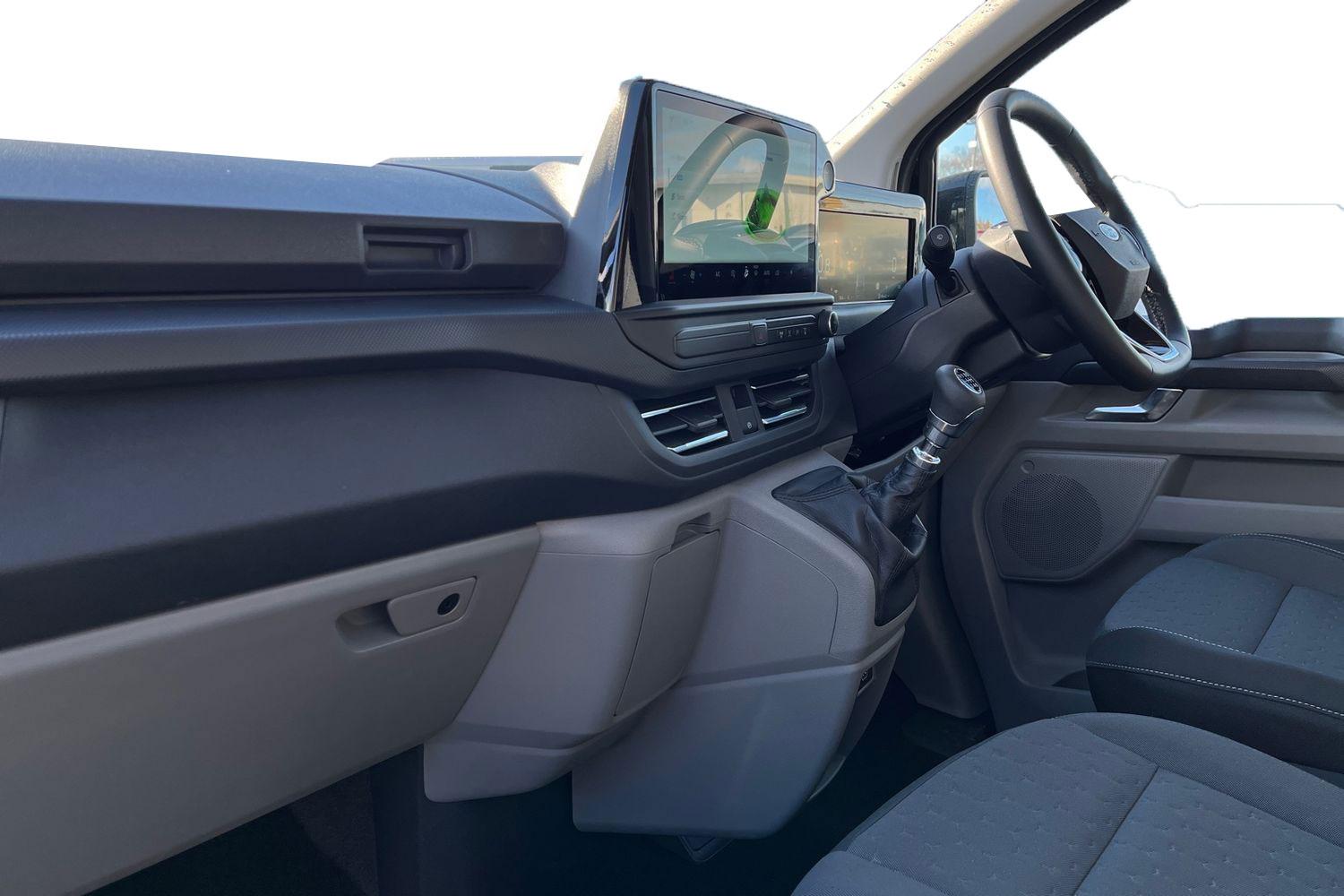 Ford TRANSIT CUSTOM Photo 3