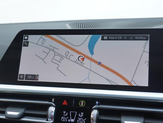 BMW 2 Series Photo a6090c0b-7d3e-4c9e-bedc-a71dcbd9f3a8.jpg
