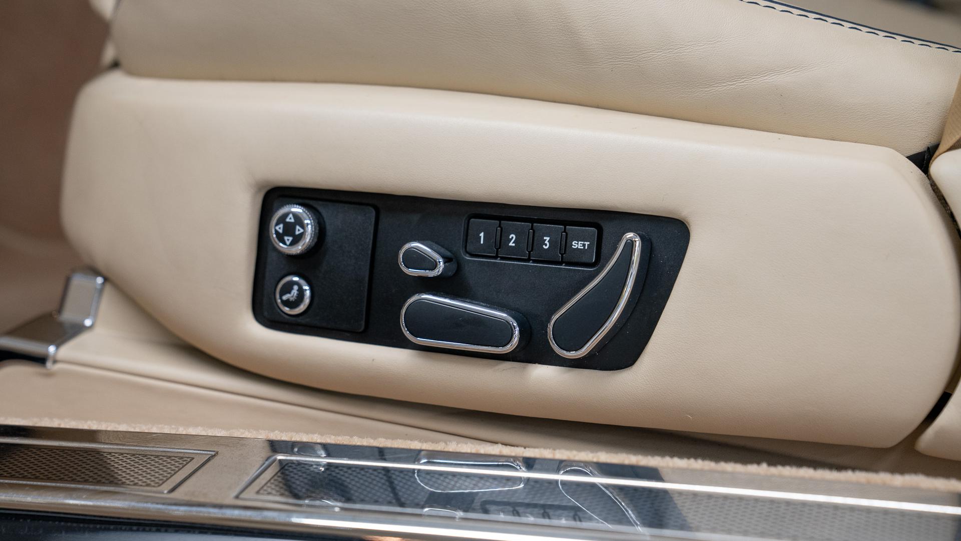 Bentley Brooklands Photo a60a622f-2aab-4d2c-a7b7-7c257017c621.jpg