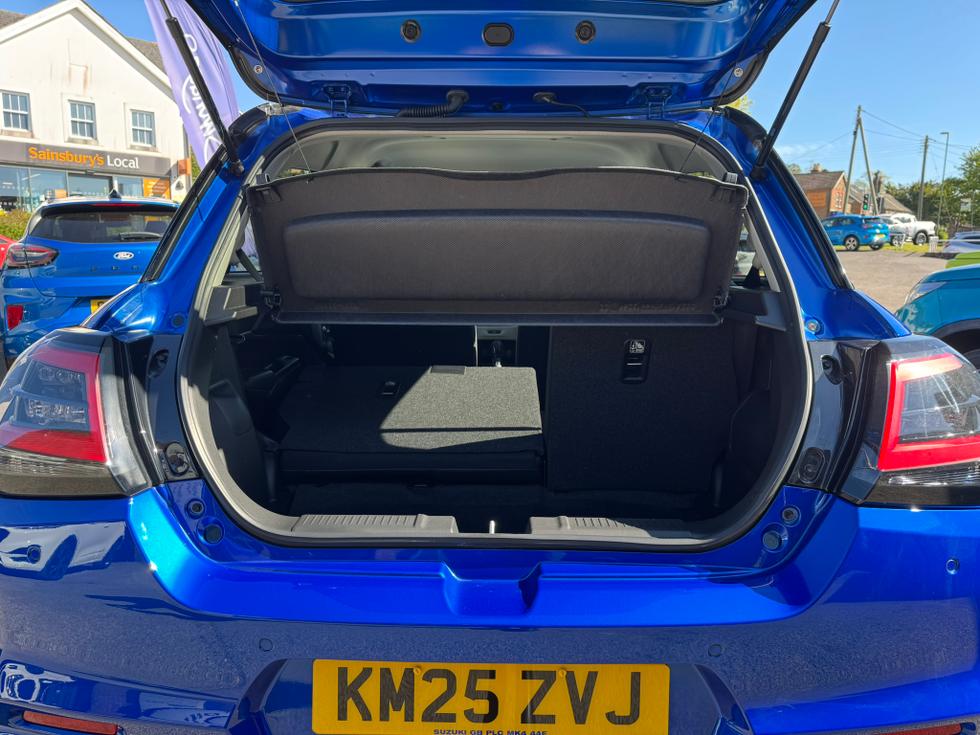 Suzuki Swift Photo a60b20ba-1755-4f0f-b18e-511e316b7ed3.JPEG