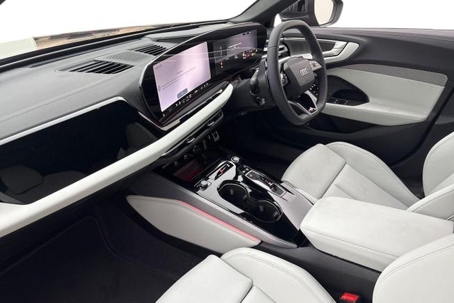 AUDI  A5 Photo 2