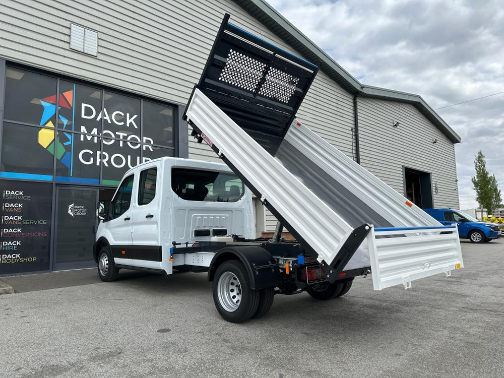 Ford Transit Photo a6270e2c-9d1e-4d77-bb3d-0a465a8a0ee5.jpg