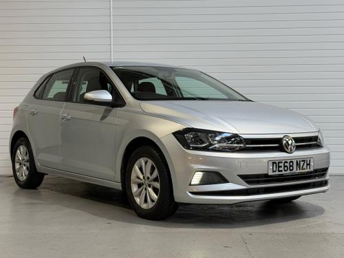 Volkswagen Polo Photo a650f0e3-a9f6-49bc-a7d7-9bb67f6c7e8d.jpeg
