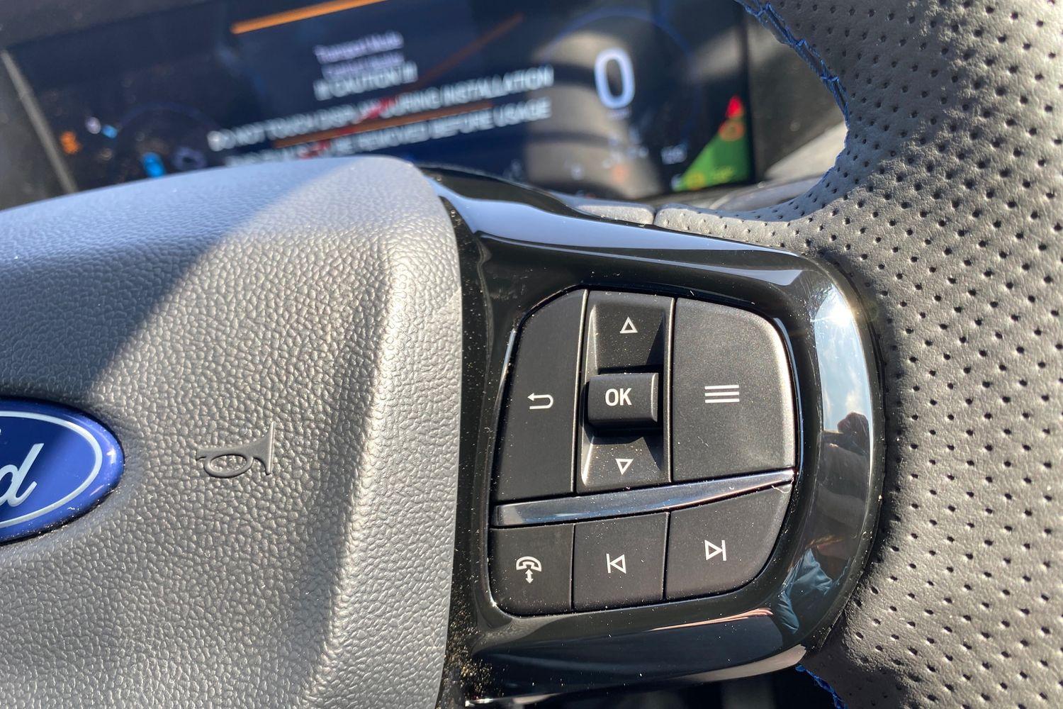 Ford TRANSIT CUSTOM Photo 36