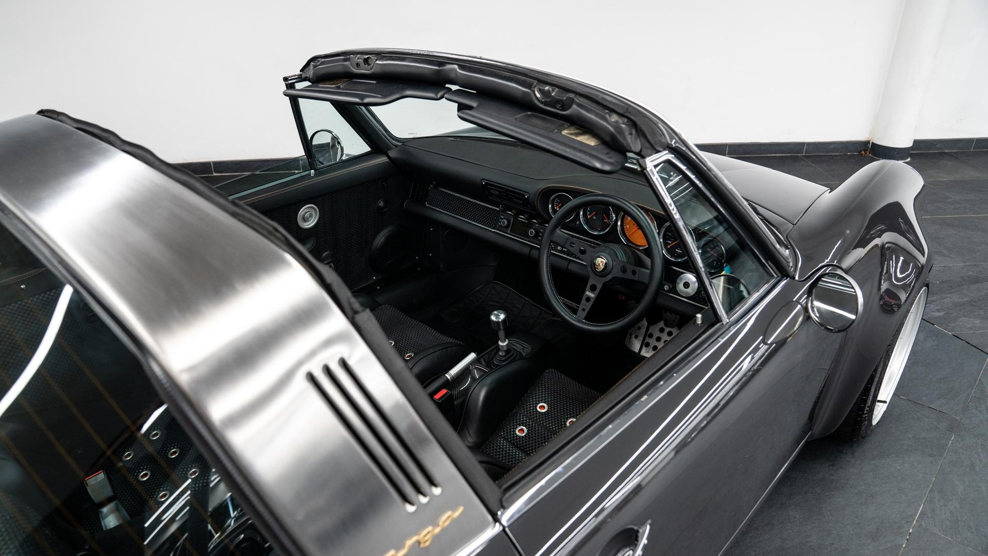 Porsche 911 Retro Works Photo a65f7692-466e-4bef-adb2-9953197b7a9f.jpg