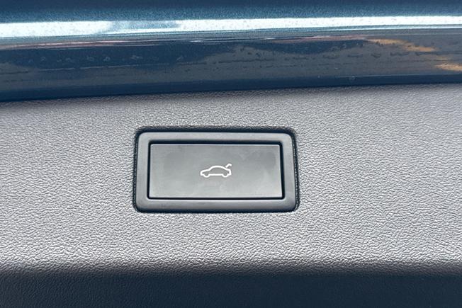 VOLKSWAGEN Tiguan Photo 23