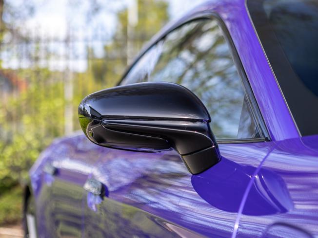PORSCHE Taycan Photo 30