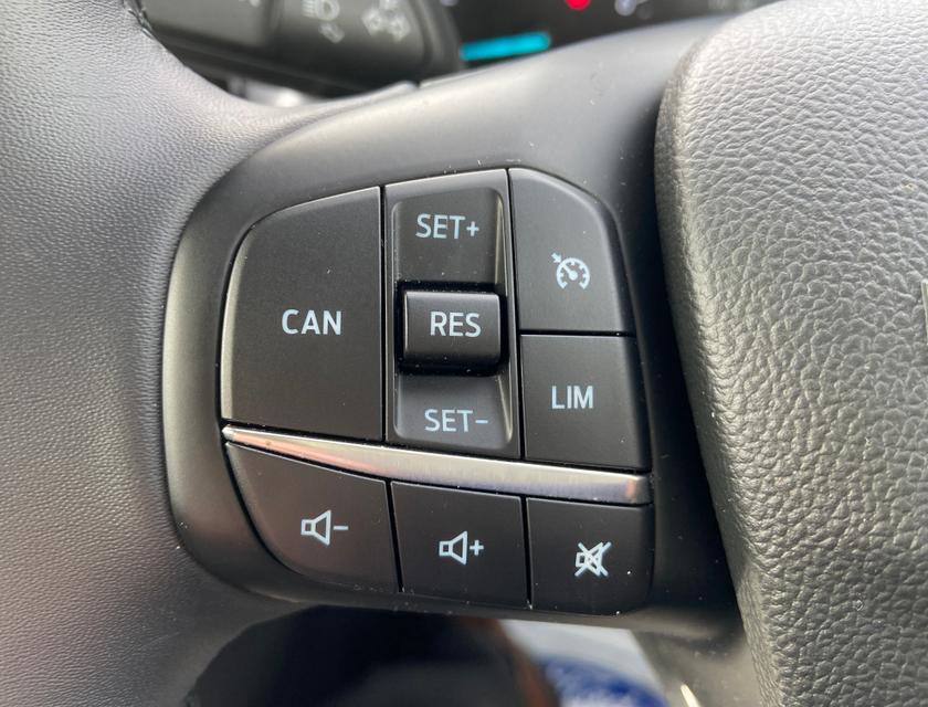 Ford Focus Photo a6788543-0972-4df1-b06e-aabfc8804fc9.jpg