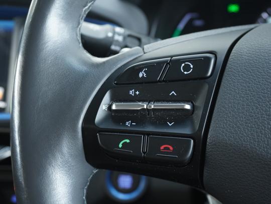 Hyundai IONIQ Photo a67e7918-e17c-4e14-b227-23ad2f2e8880.jpg