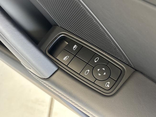 PORSCHE 911 Photo 34
