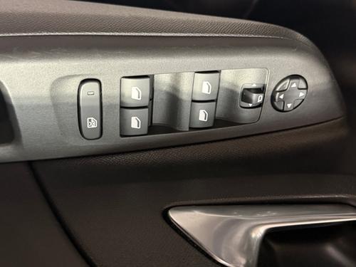 Vauxhall Corsa Photo a69fb25a-3436-4b58-916e-ba3e1e3742fd.jpeg