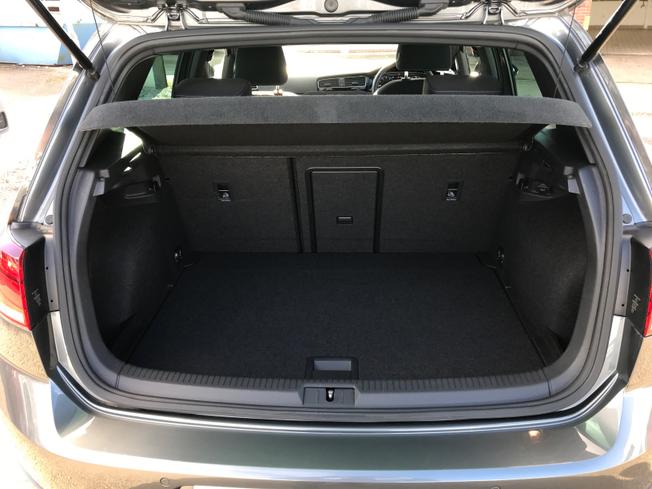 Volkswagen Golf Photo 9