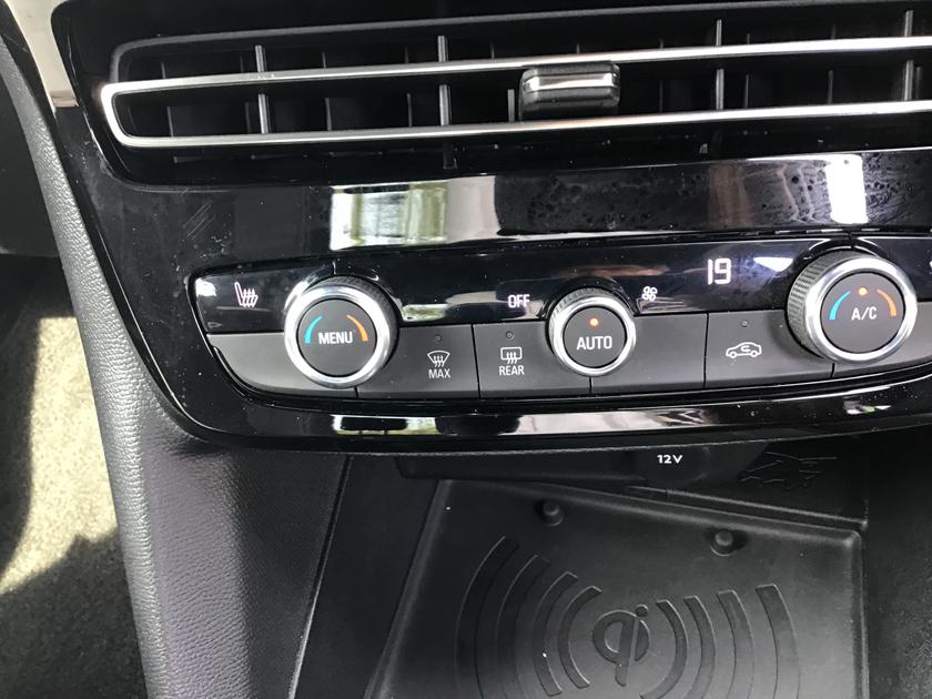 Vauxhall Mokka Photo a6b52035-81d4-49bc-bde8-ffdae553ffdf.jpg