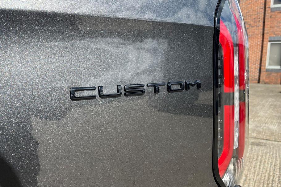 Used Ford TRANSIT CUSTOM L1DCIVPHEV08 22