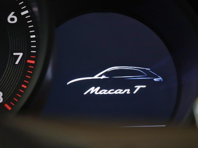 PORSCHE Macan Photo 41
