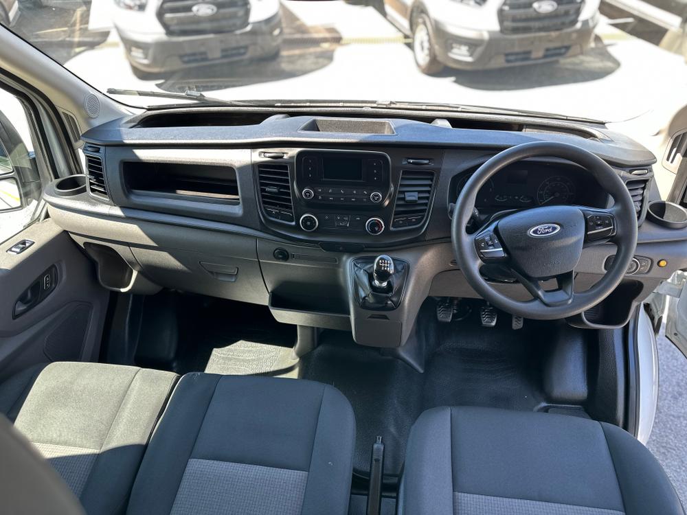 Ford Transit Photo a6f78d7a-f7f1-446a-9fb5-193b77ee1889.jpg