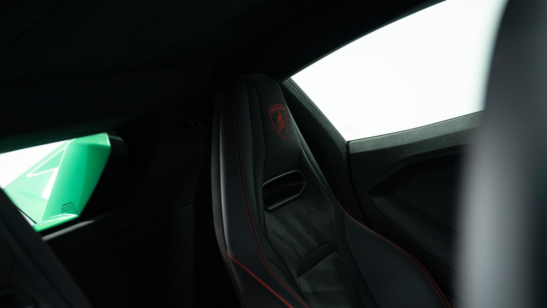 LAMBORGHINI Temerario Photo a7199415-6eb3-4bd7-8a2f-d93050aee29e.jpg