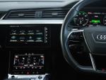 Audi e-tron Photo 13