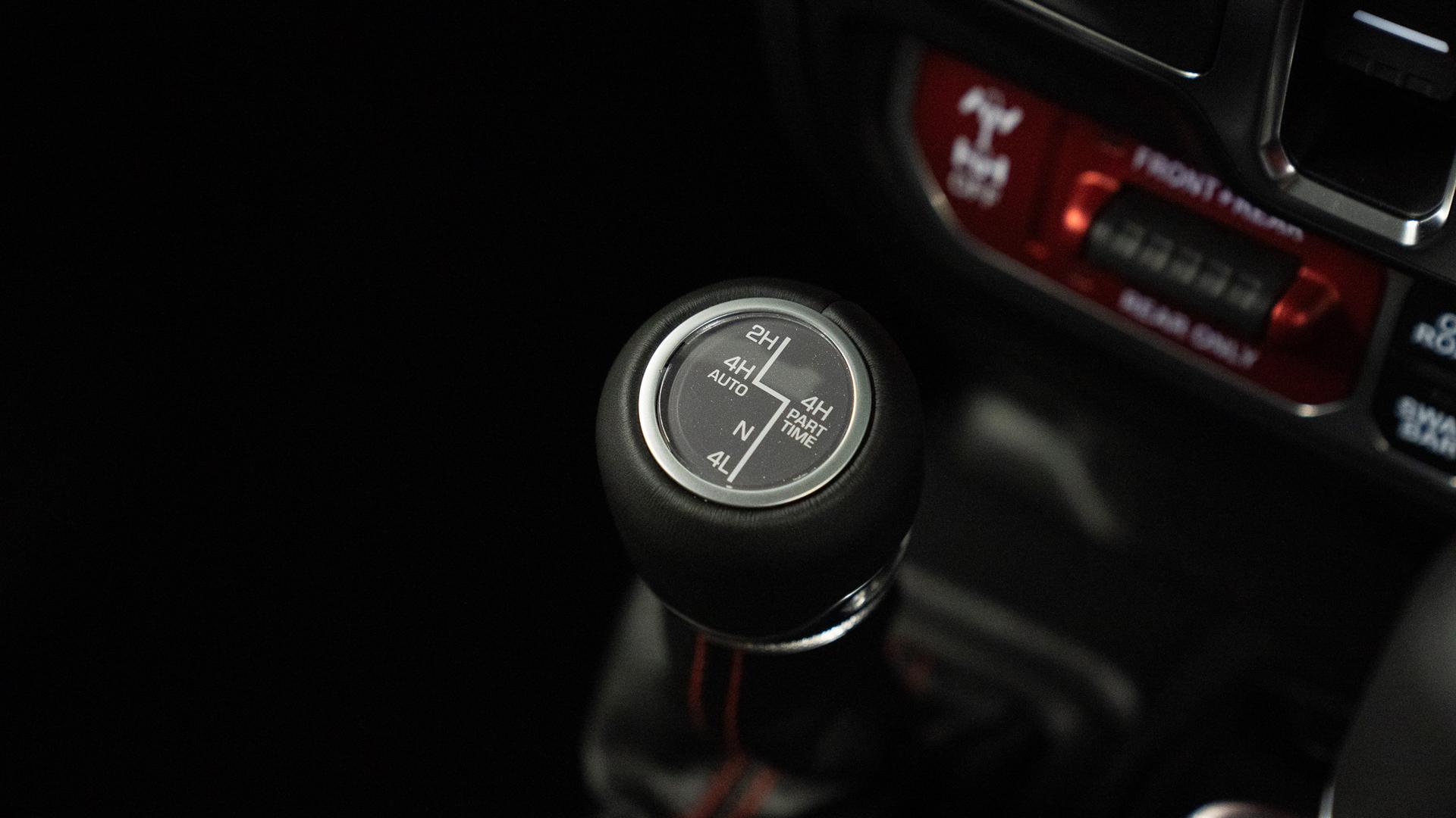 Jeep WRANGLER Photo a73f2c71-ba54-4d72-934c-2018d492ecac.jpg