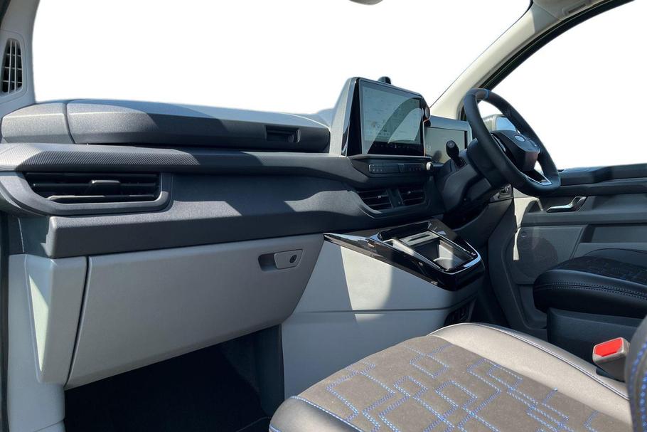 Used Ford TRANSIT CUSTOM L1DCIVMSRT19 4