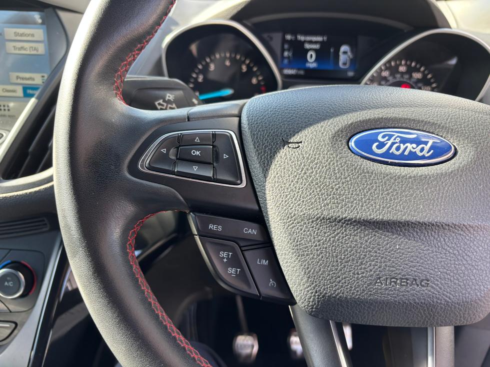 Ford Kuga Photo a747ff64-5c1e-4ace-8e85-799214f6b0da.JPEG