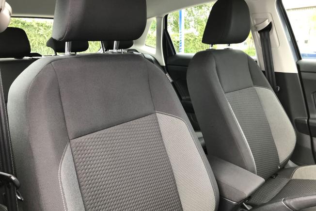 VOLKSWAGEN Polo Photo 26