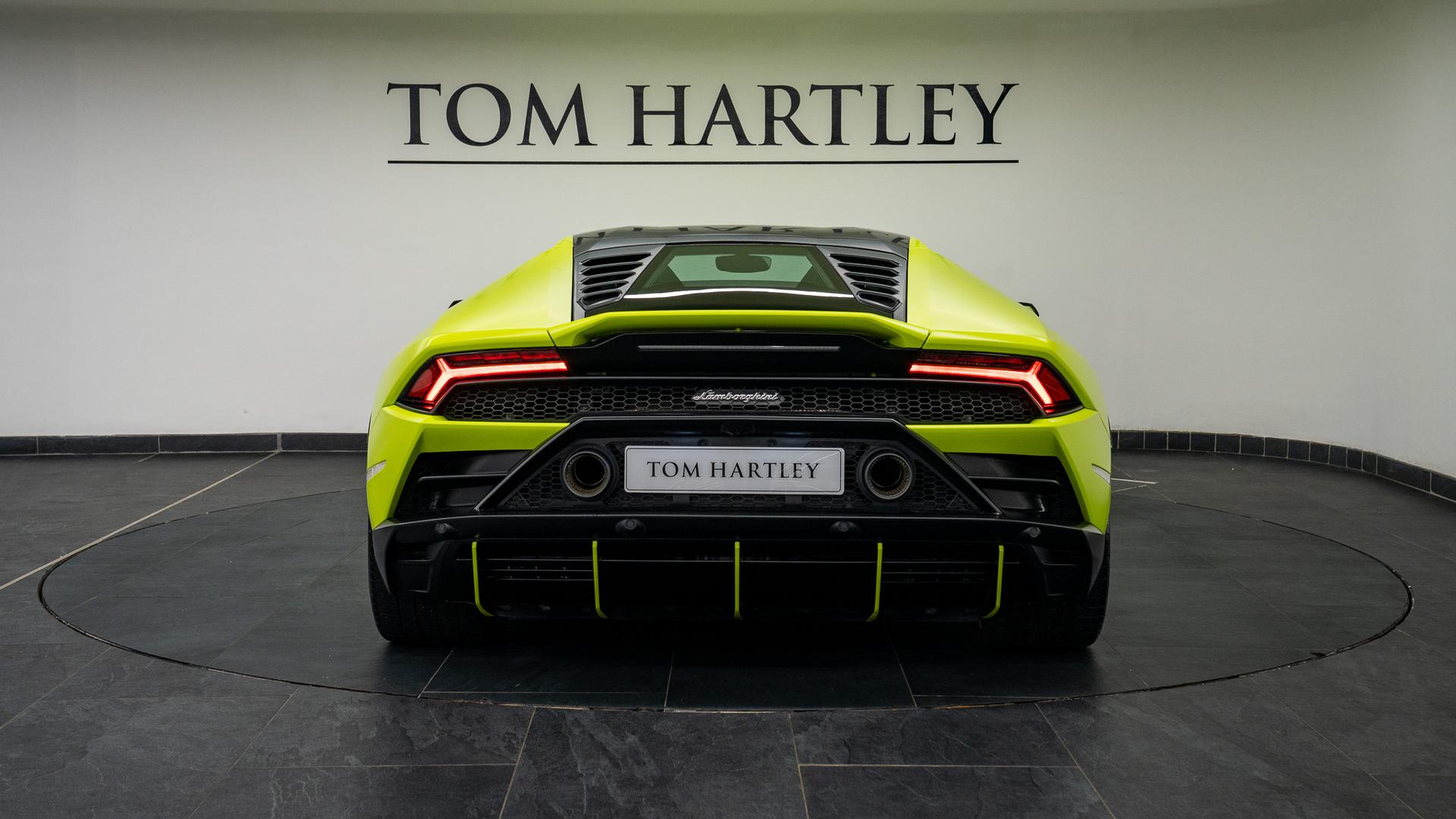 LAMBORGHINI Huracan Photo a75a7bb1-a476-4102-a7a1-5b8333b2182d.jpg