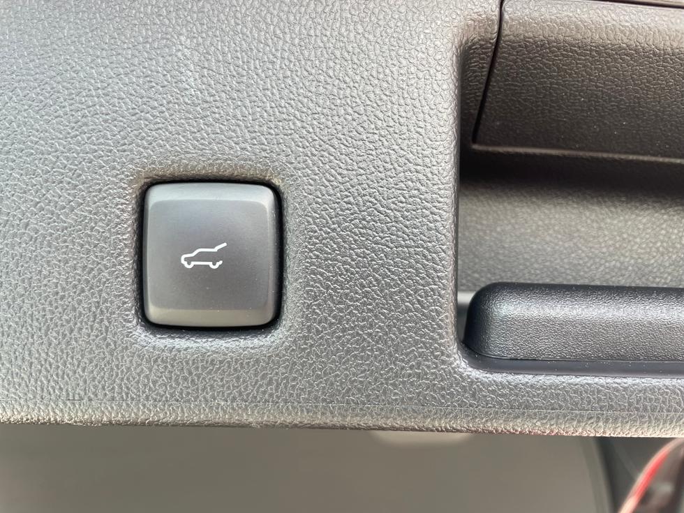 Ford Kuga Photo a76128c9-61a6-4a29-b90f-6ec130746bc1.jpeg