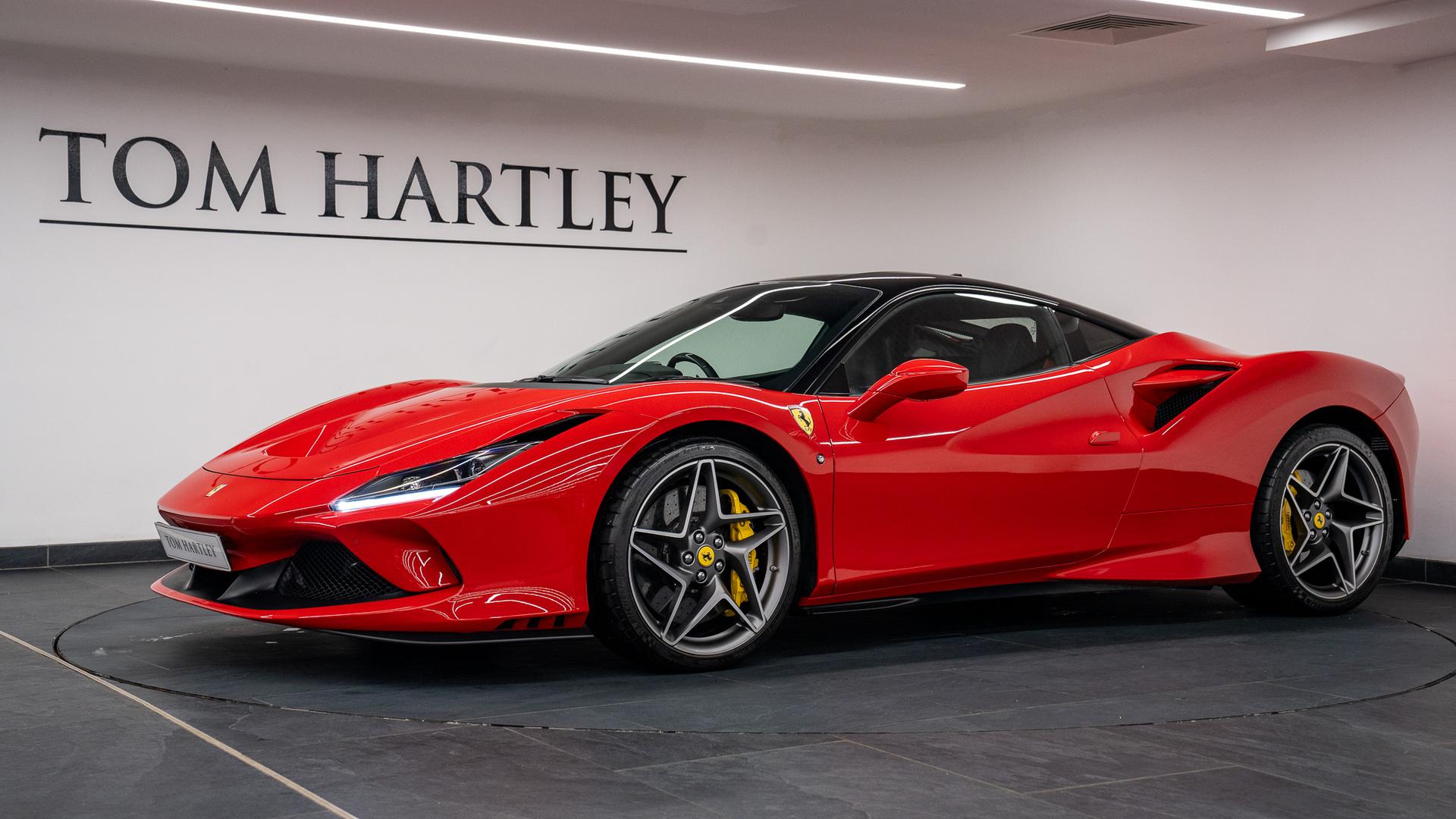 Ferrari F8 Photo a7621f17-d4fa-4f02-97be-2f450f8516fc.jpg