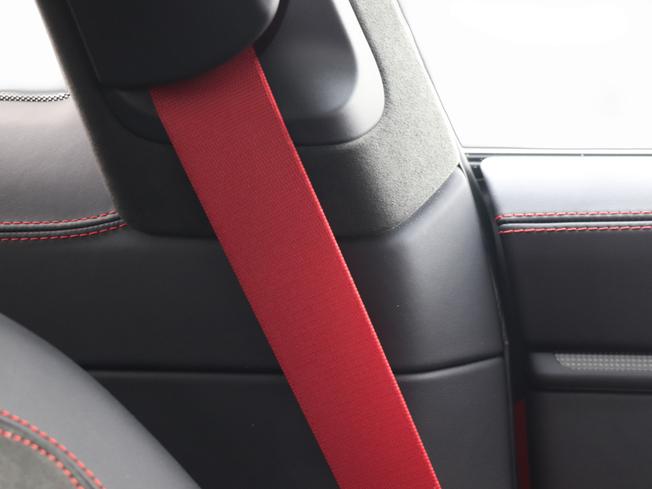 PORSCHE 911 Photo 34