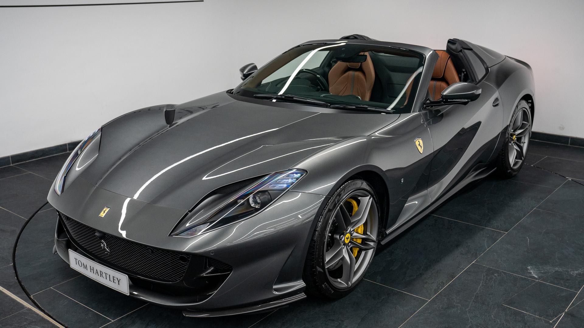 Ferrari 812 Photo a7709604-7472-4850-9155-7c5d3435f7d4.jpg